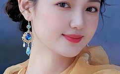 别乱动不然疼的是你